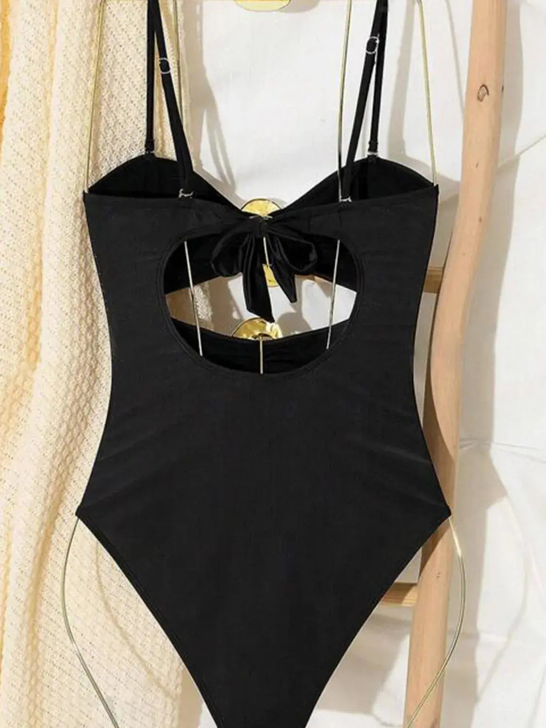 Cutout Sweetheart Neck One-Piece Swimwear-Bikinicaye