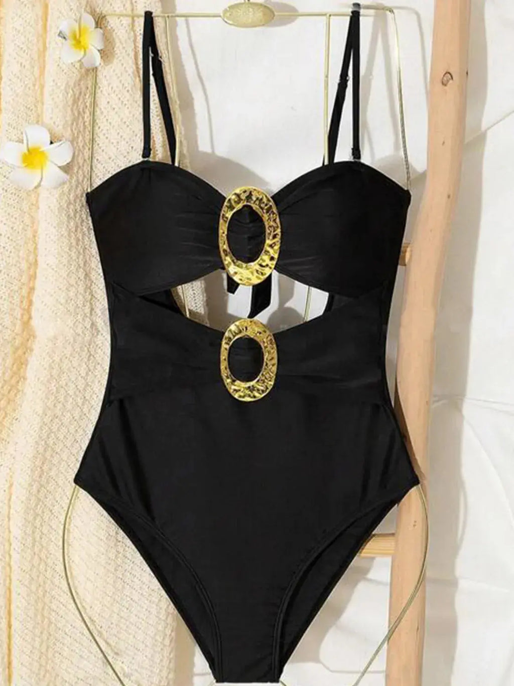 Cutout Sweetheart Neck One-Piece Swimwear-Bikinicaye