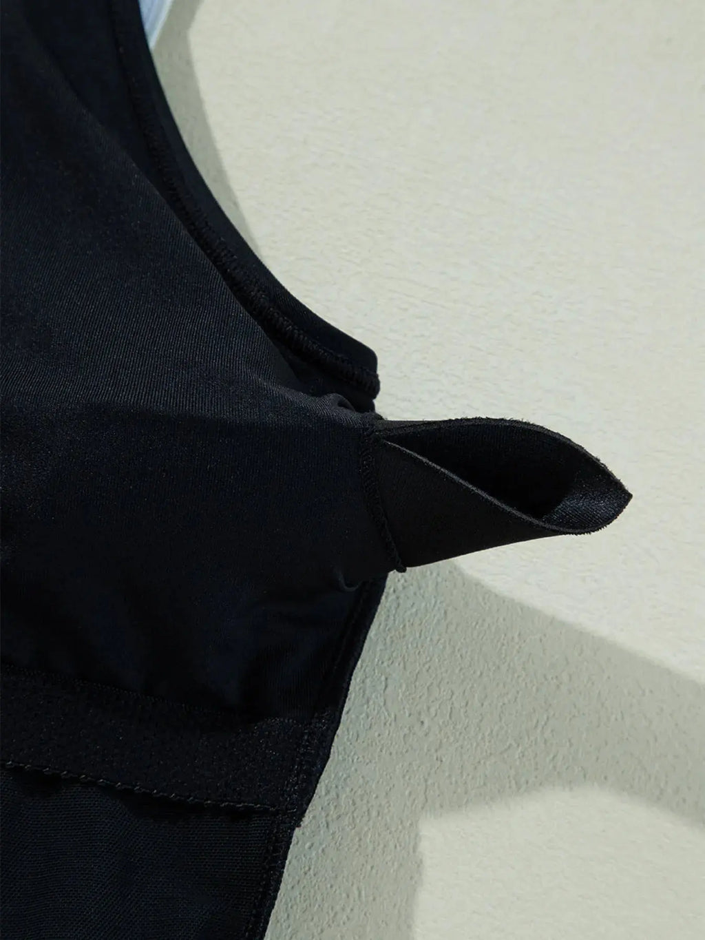 Ruffle Trim V-Neck One-Piece Swimsuit-Bikinicaye