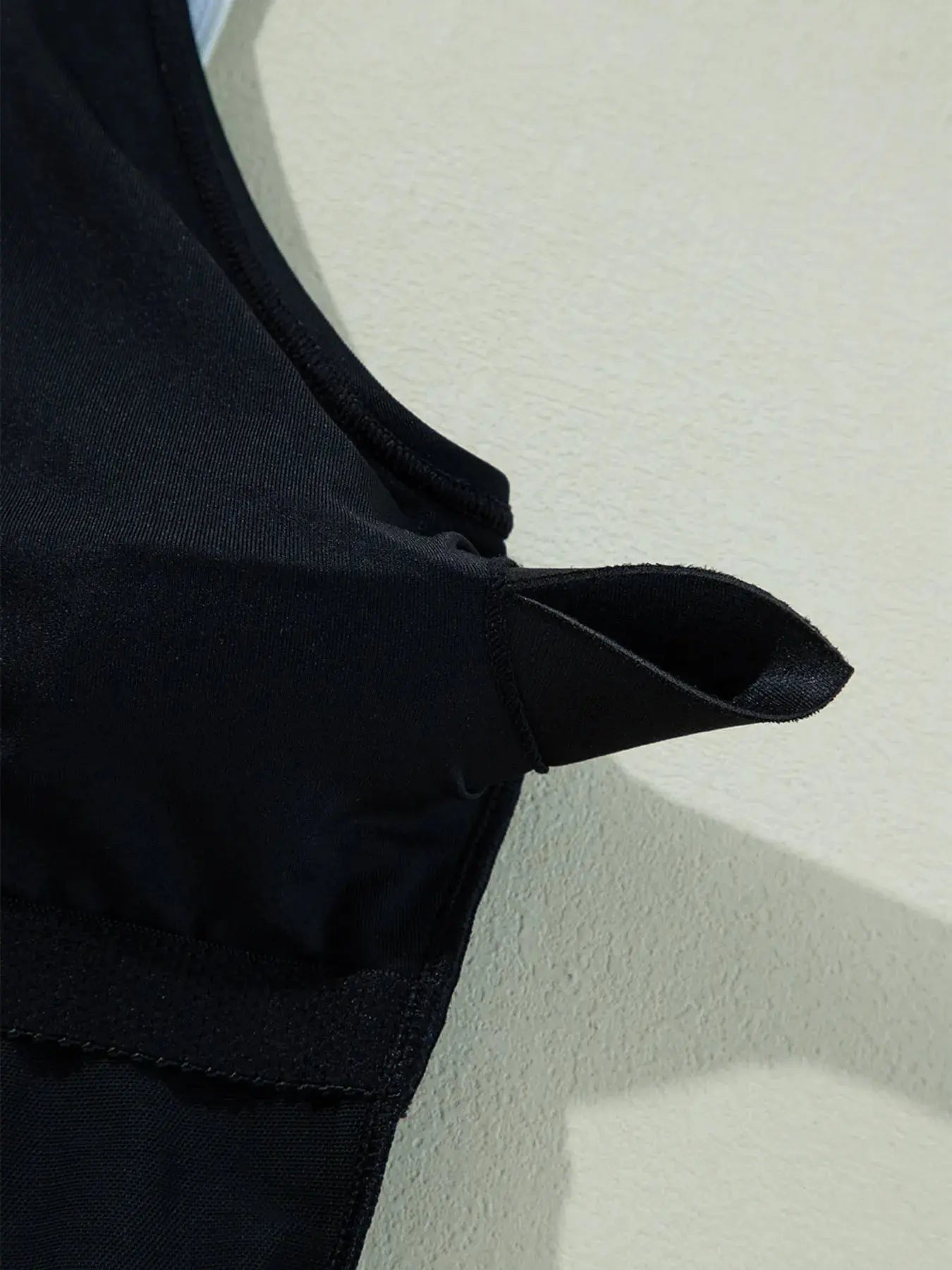 Ruffle Trim V-Neck One-Piece Swimsuit-Bikinicaye