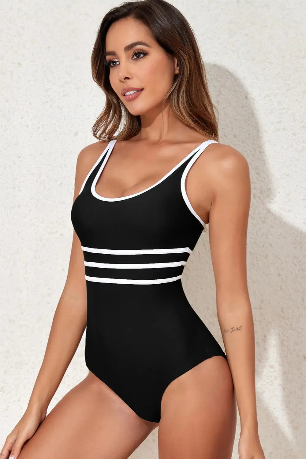 Contrast Trim Scoop Neck One-Piece Swimwear-Bikinicaye